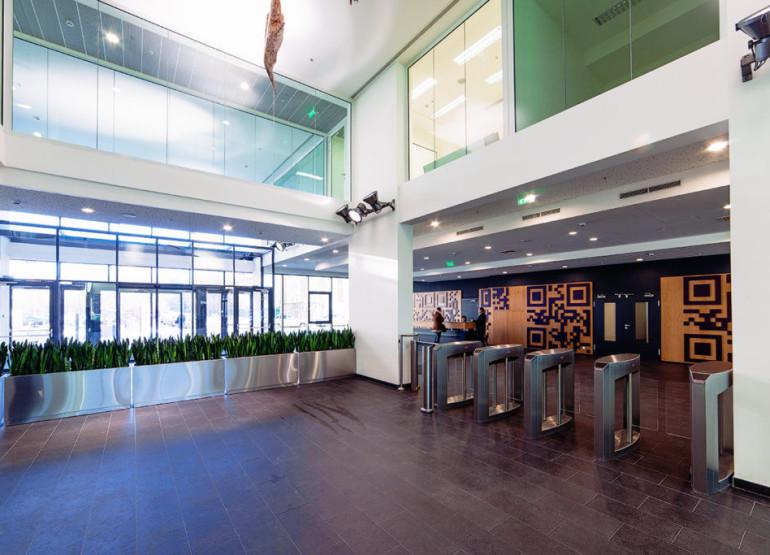 Ленинский 119: Пропускная система