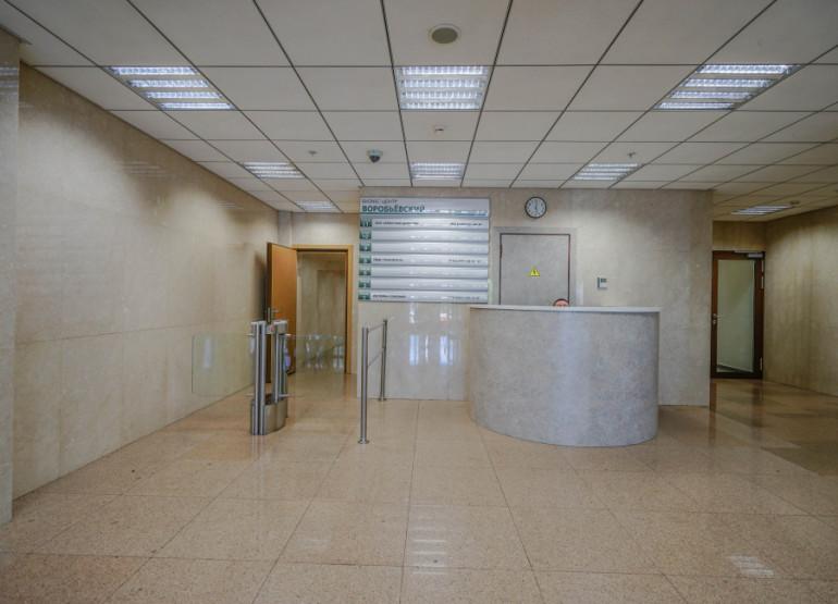 Воробьевский: Вид главного ресепшен здания