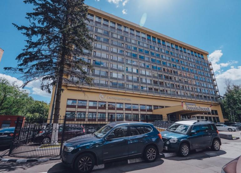 Воробьевский: Вид здания