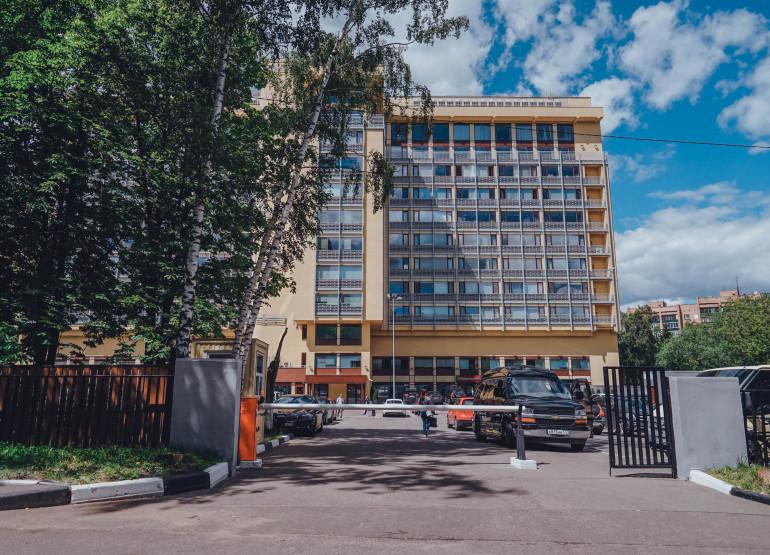 Воробьевский: Вид здания