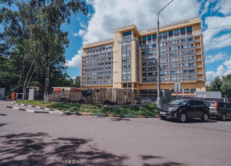 Воробьевский: Вид здания